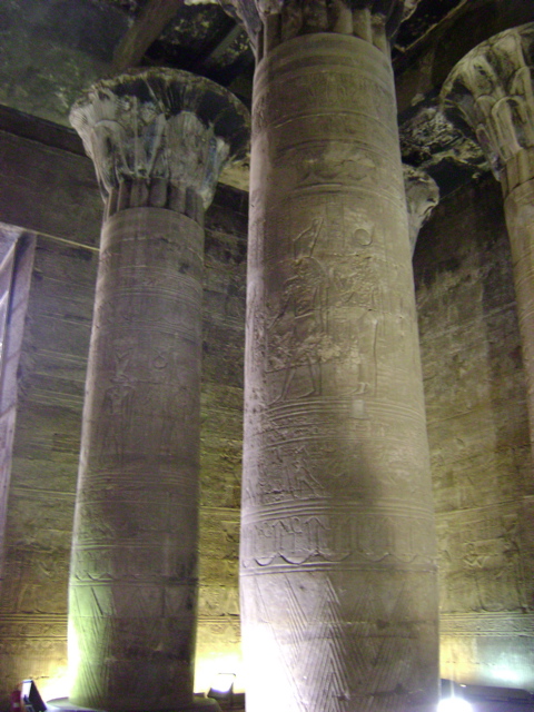 EGYPTE 2008 EDFOU TEMPLE HORUS - 41