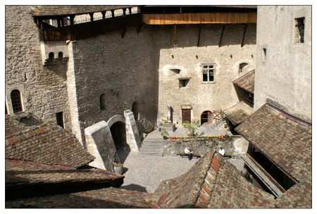 CHATEAU CHILLON SUISSE - 4