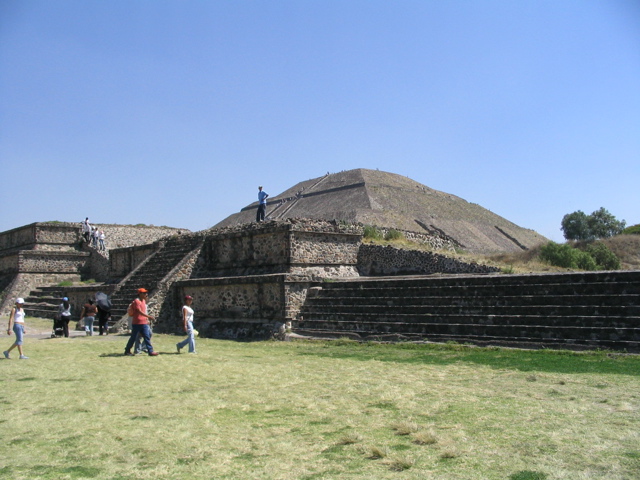TEOTIHUACAN - 57