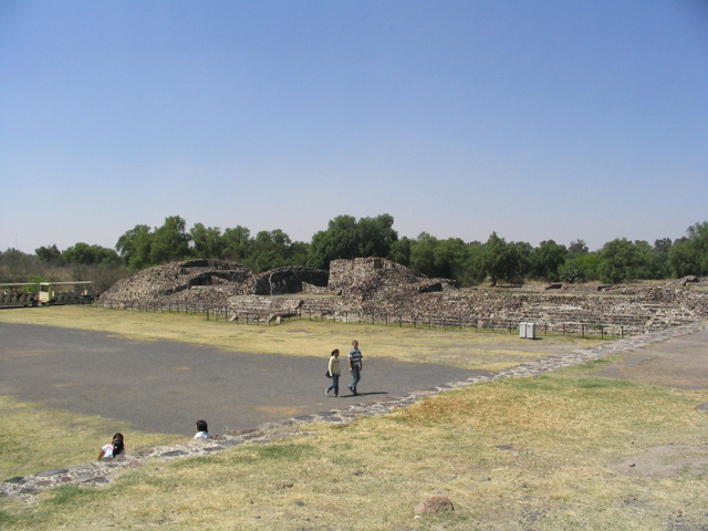 TEOTIHUACAN - 100