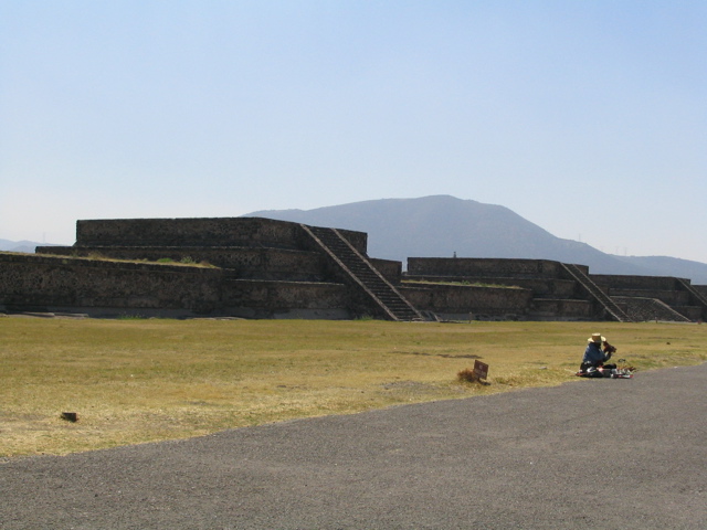 TEOTIHUACAN - 108