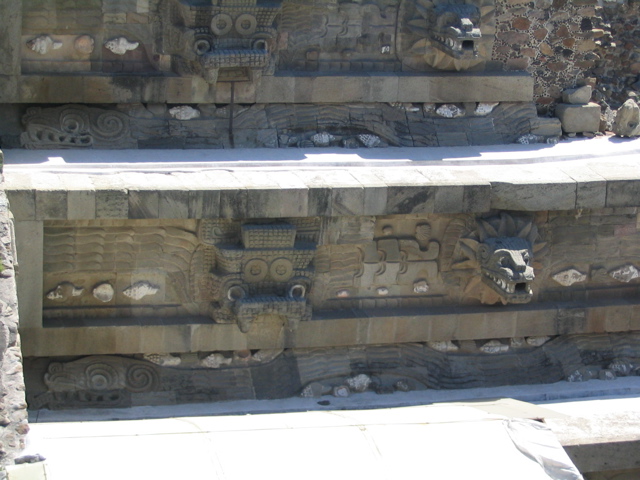 TEOTIHUACAN - 136
