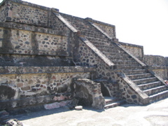 TEOTIHUACAN - 74