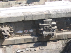 TEOTIHUACAN - 215