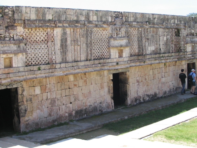 uxmal - 107