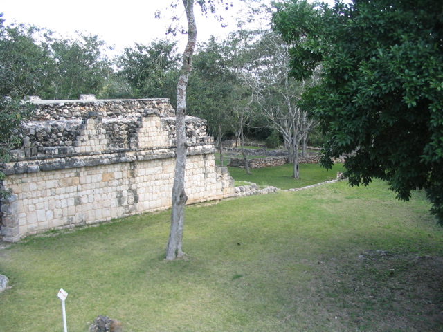uxmal - 256