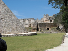 uxmal - 1