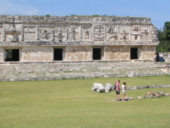 uxmal - 99
